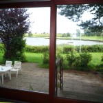 Blick in den Garten und Wasserblick